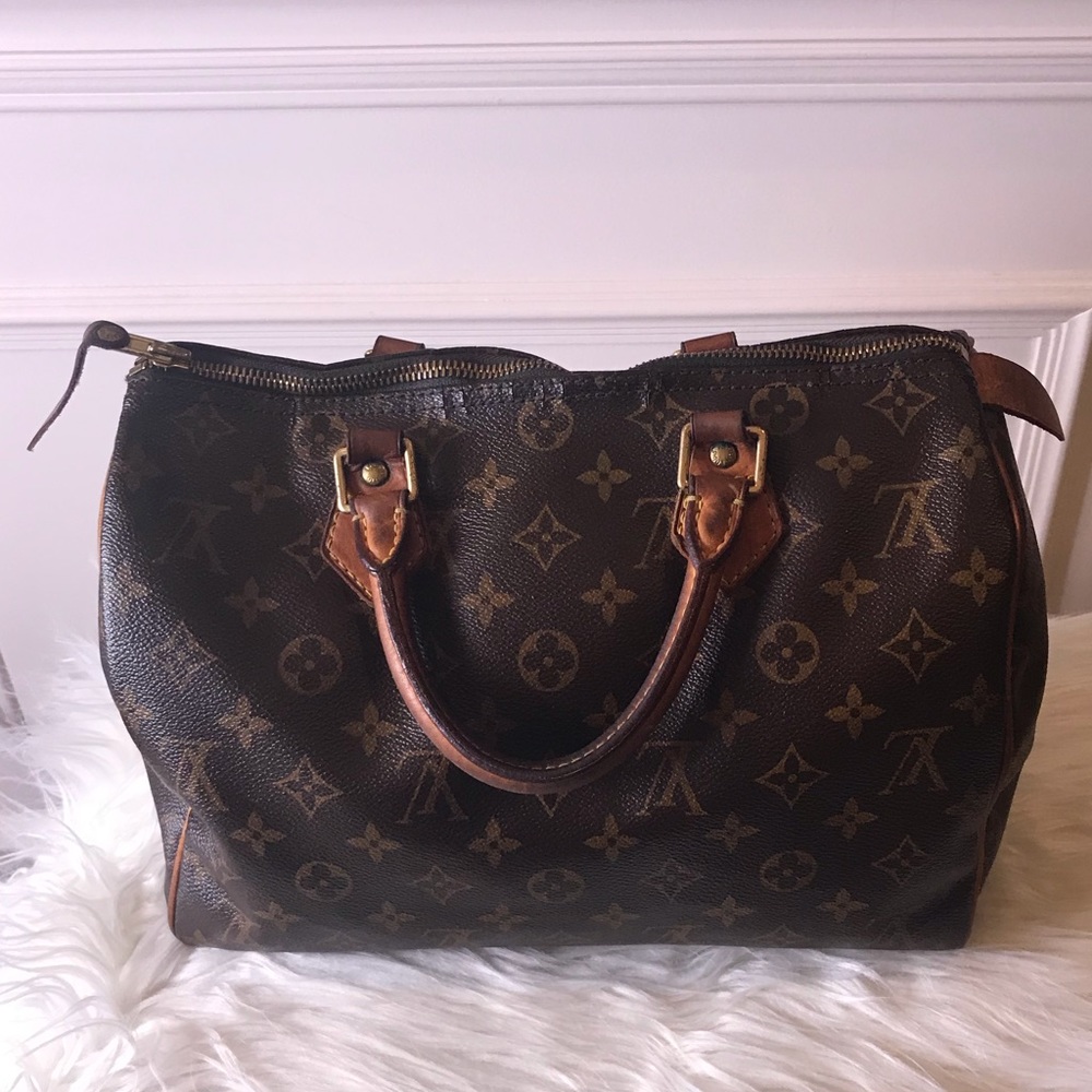Louis Vuitton Speedy 30